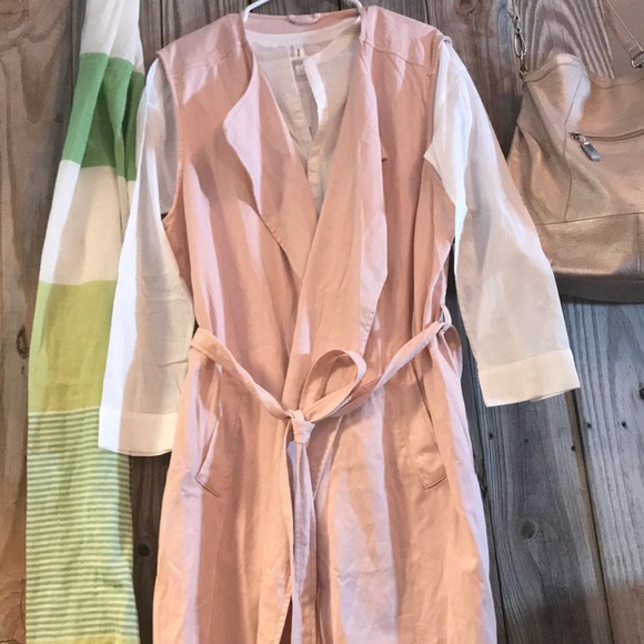 🌷 Adorable Soft Mod Long Belted Vest 🌷 - Picture 4 of 8